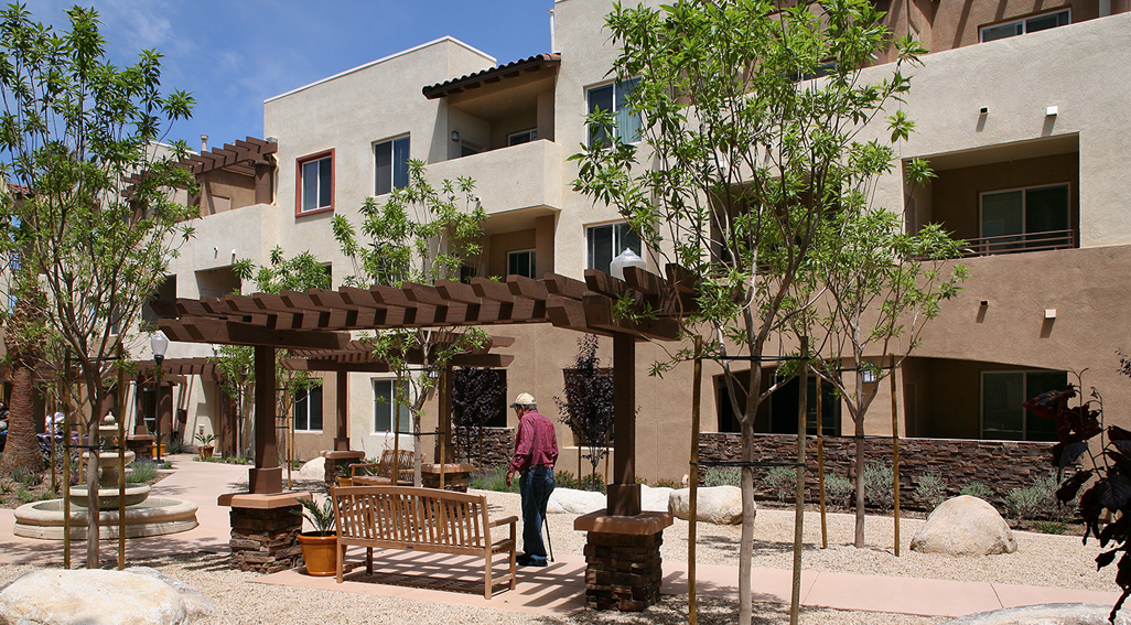 Palo Verde Terrace apartments exterior buildings and patio area