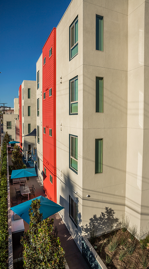 Meridan apartments exterior building